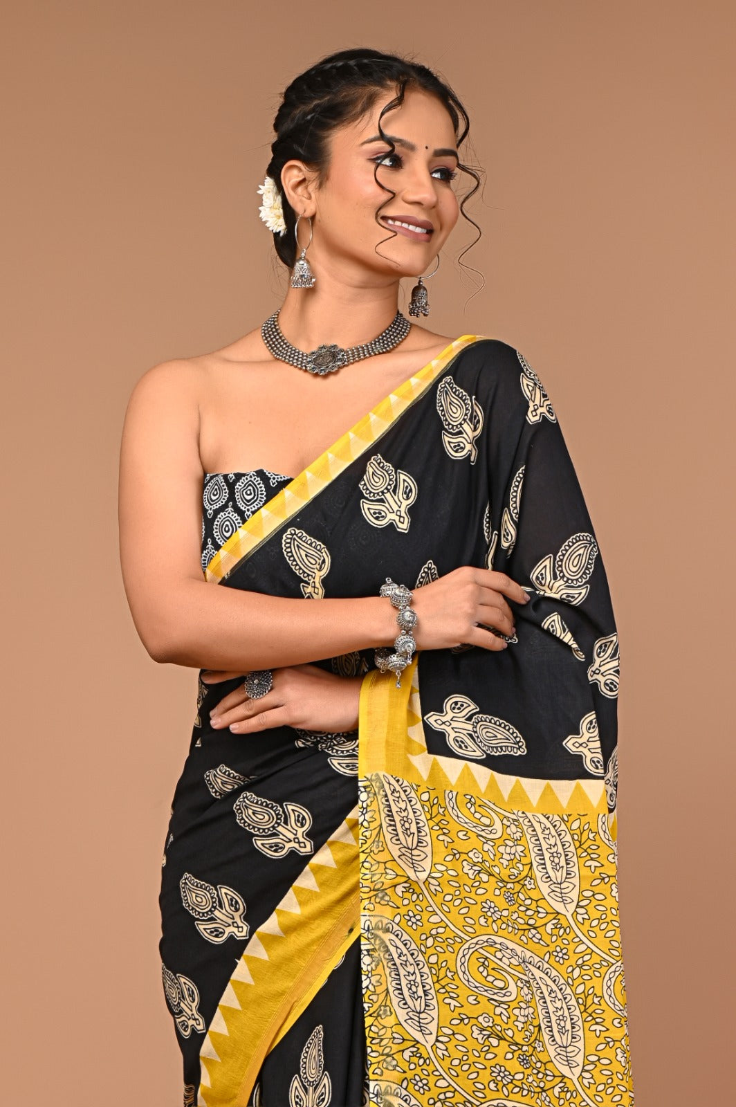 VRINDA cotton zari mulmul saree
