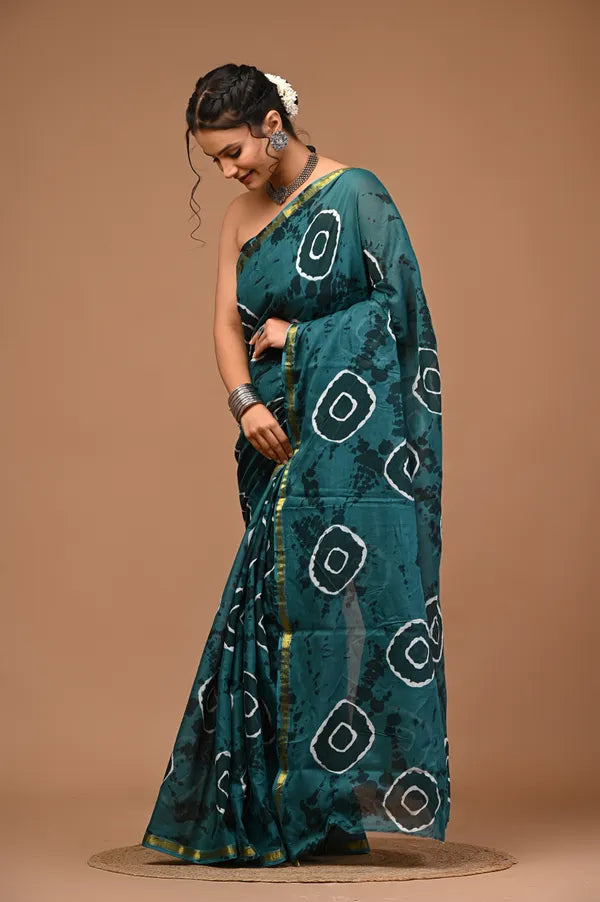 AAKRITI cotton mulmul zari saree