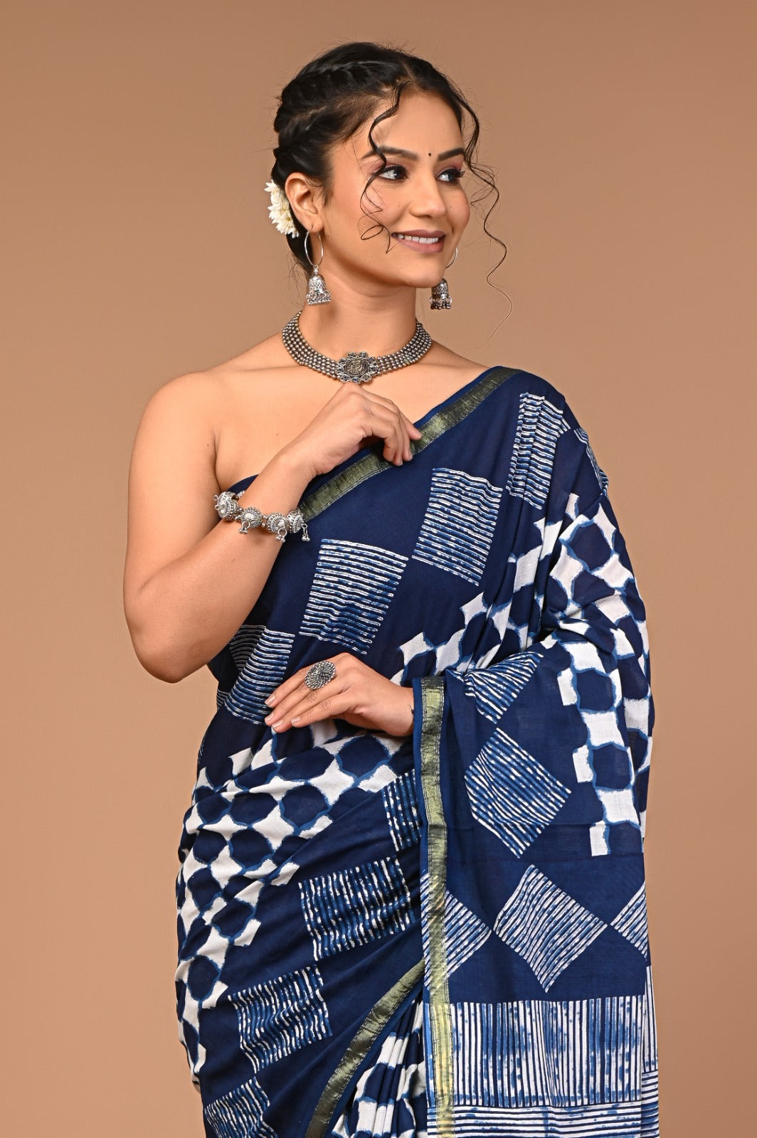 Neelima Printed, Blocked Printed, Self Design, Hand Painted Ikkat Pure Cotton Saree  (Multicolor)