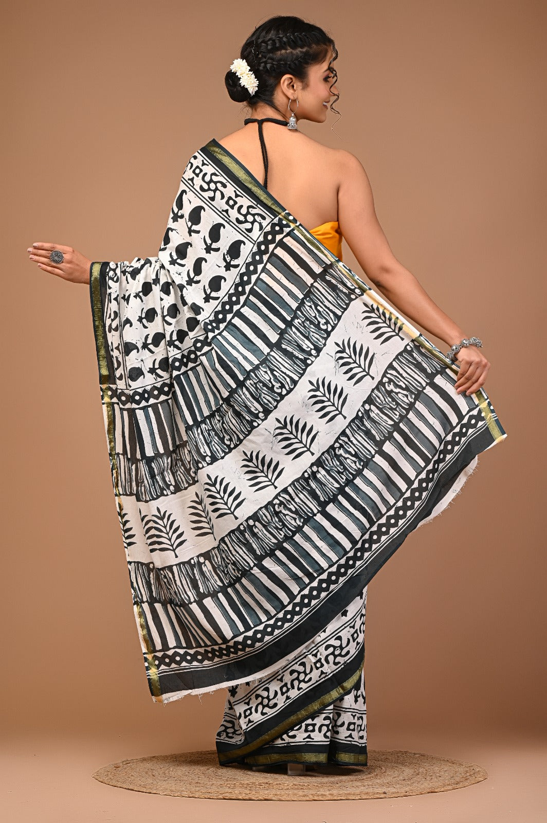 PREET mulmul cotton zari saree