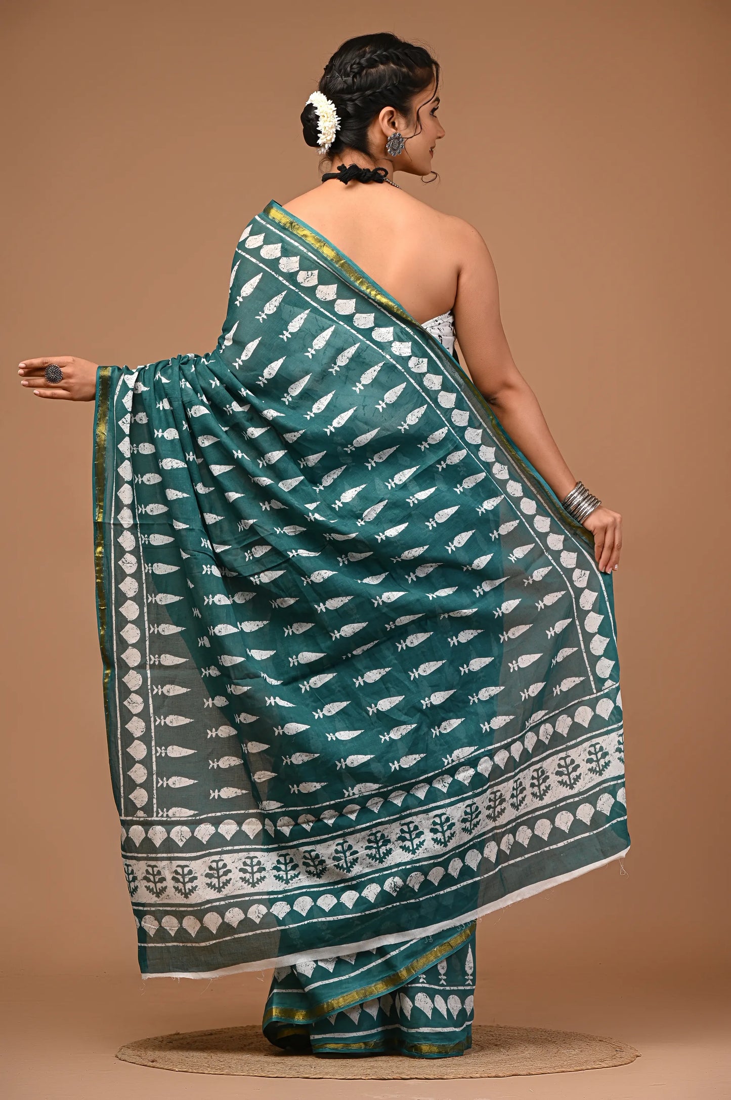 ROOHANI cotton saree mulmul zari border